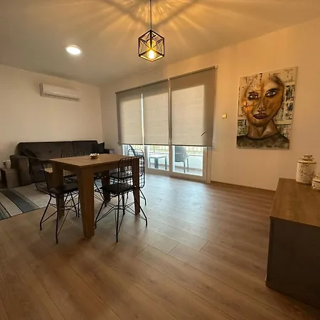 Mckenziegold Luxury & Spacious 2-bedroom By Myguest Cyprus Apartment *