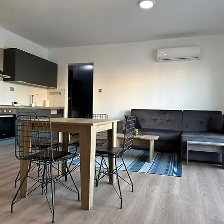 Mckenziegold Luxury & Spacious 2-bedroom By Myguest Cyprus *