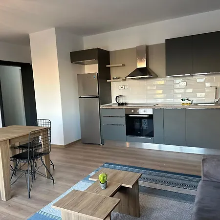 Mckenziegold Luxury & Spacious 2-bedroom By Myguest Cyprus *