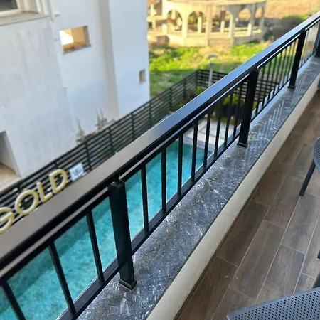 Apartment Mckenziegold Luxury & Spacious 2-bedroom By Myguest Cyprus